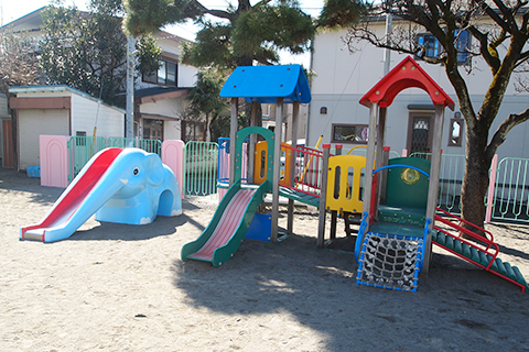 園庭遊具1
