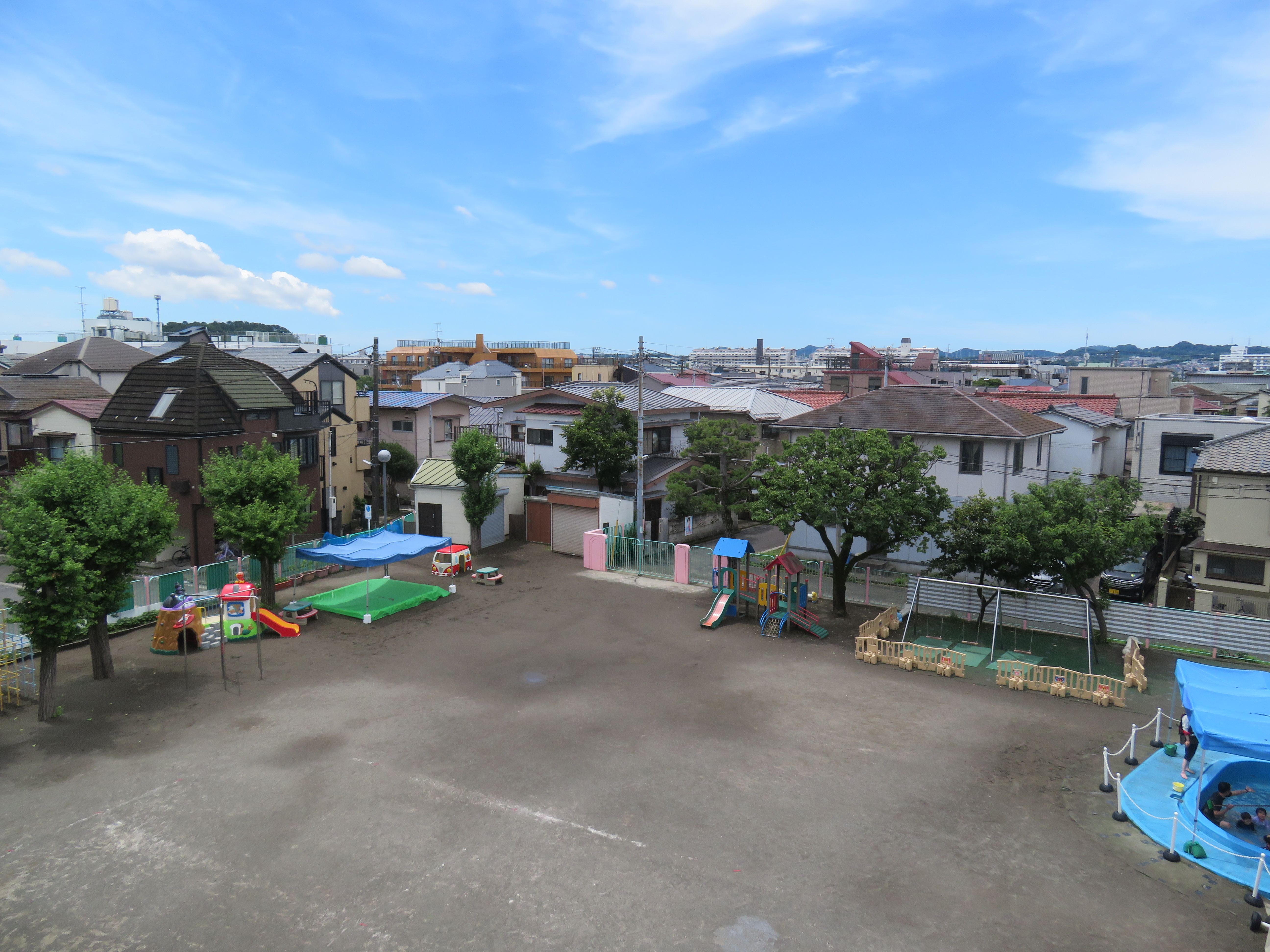 屋上から見た園庭