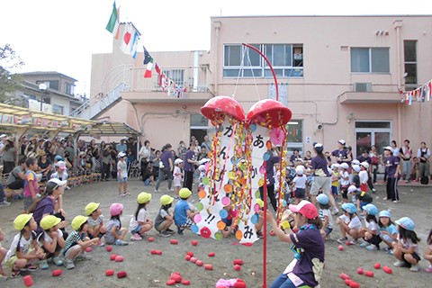 【運動会】競技に遊戯、子ども達の元気に頑張る姿に感動!!です。